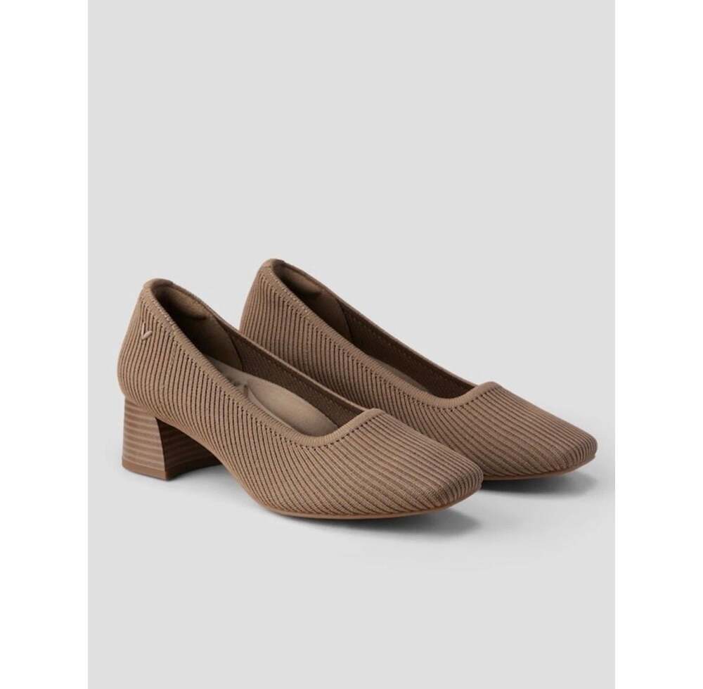VIVAIA Melody 2.0 Square Toe Chunky Heel Pumps in Taupe